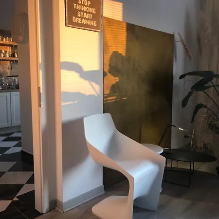 Loftzimmer In Holzkirchen Bei Muenchen Quarto em Acomodações Particulares